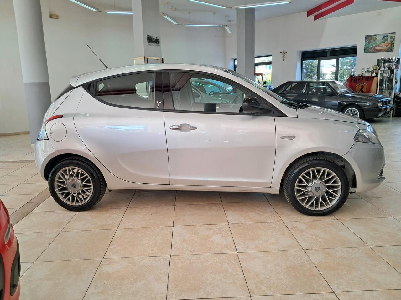 Lancia Ypsilon 1.2 GPL 5 porte S&S Platinum