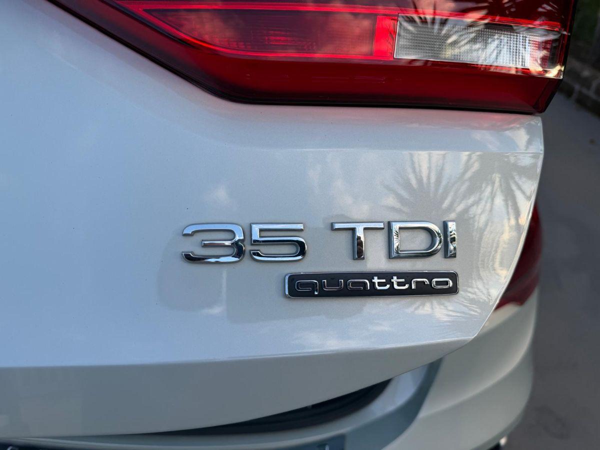 AUDI - Q3 - 35 TDI S tronic S line edition