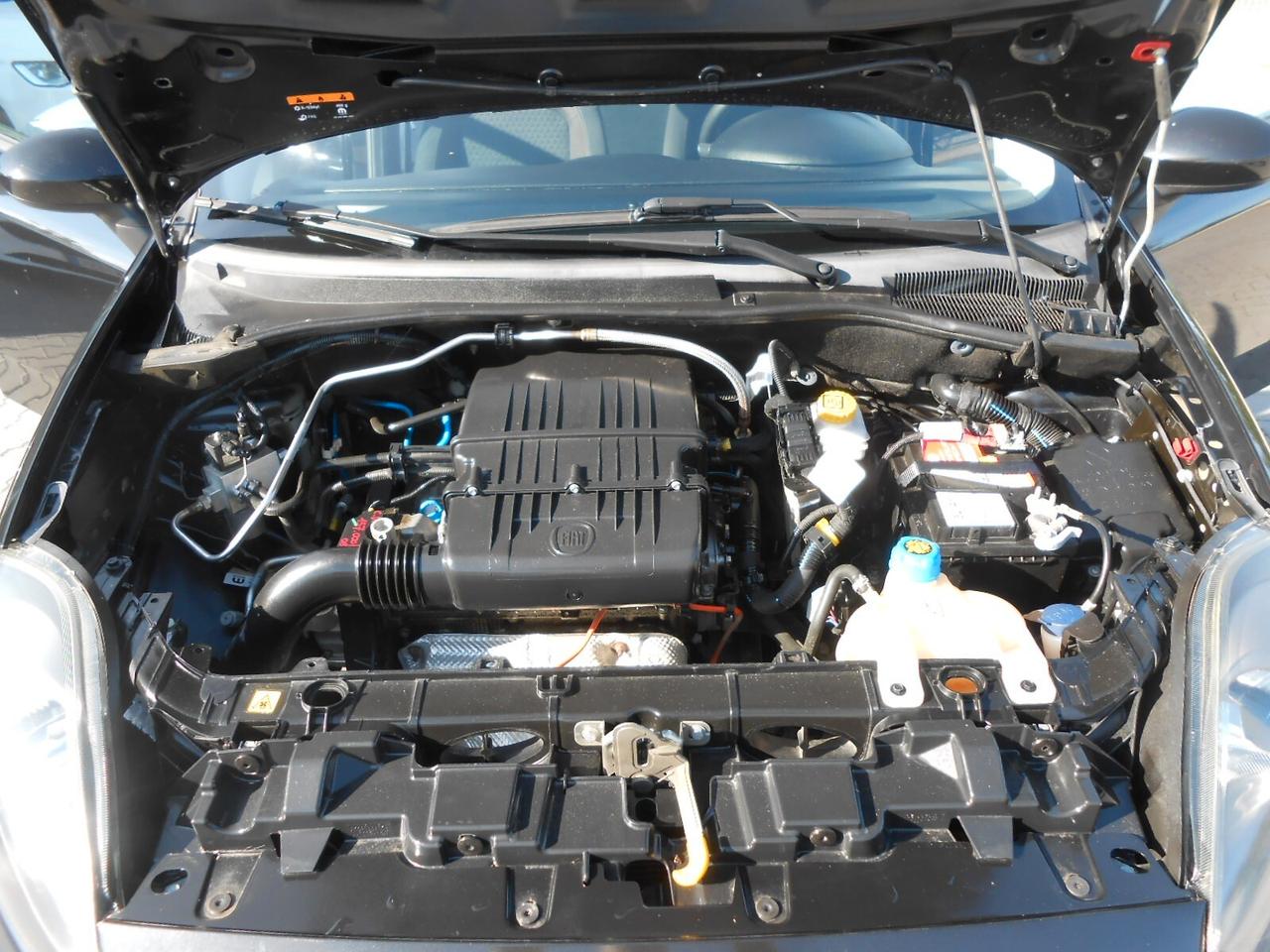 Fiat Punto 1.4 8V 5P Natural Power Street IMP. METANO