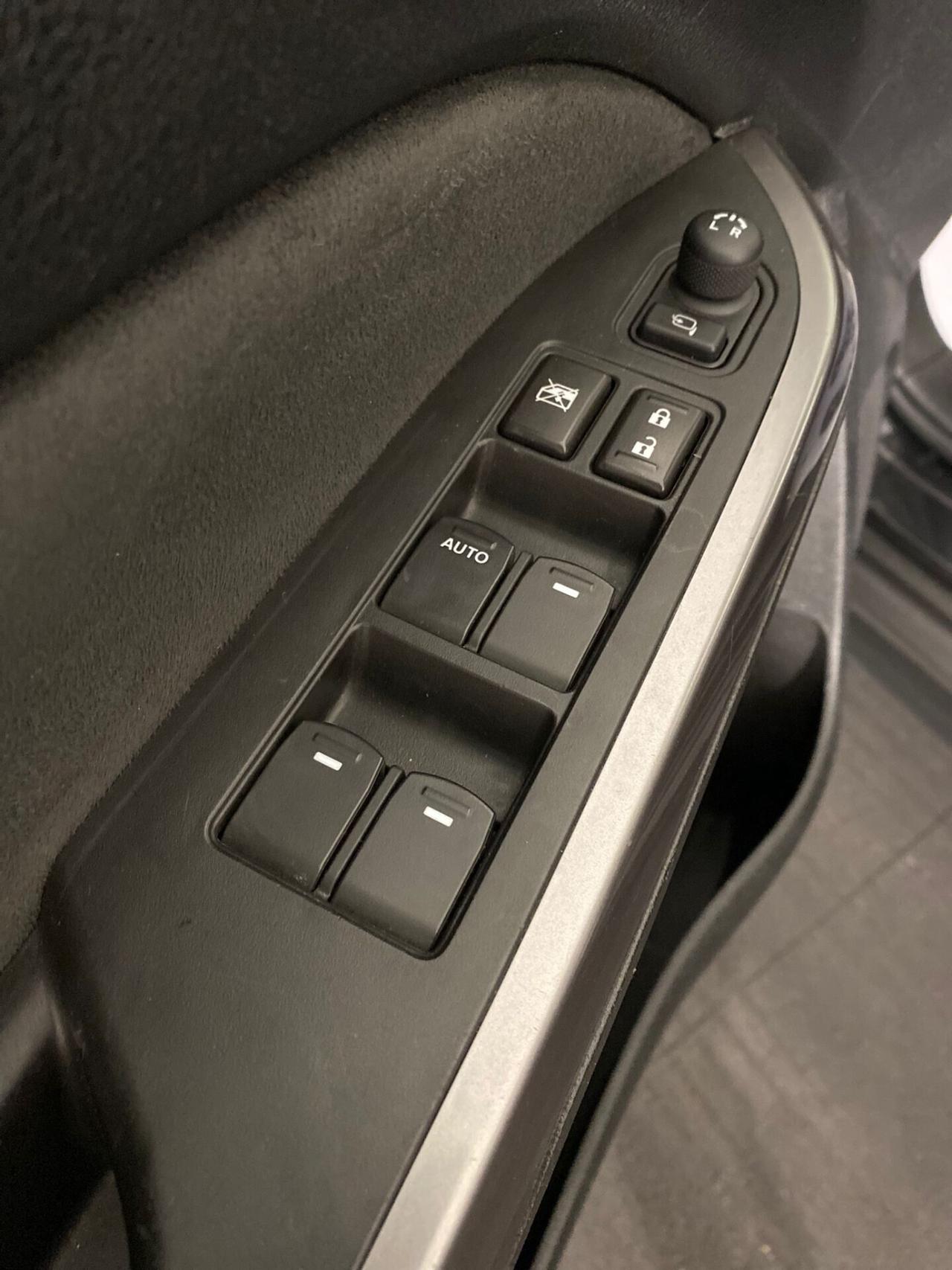 Suzuki Vitara 1.5 Hybrid A/T Starview