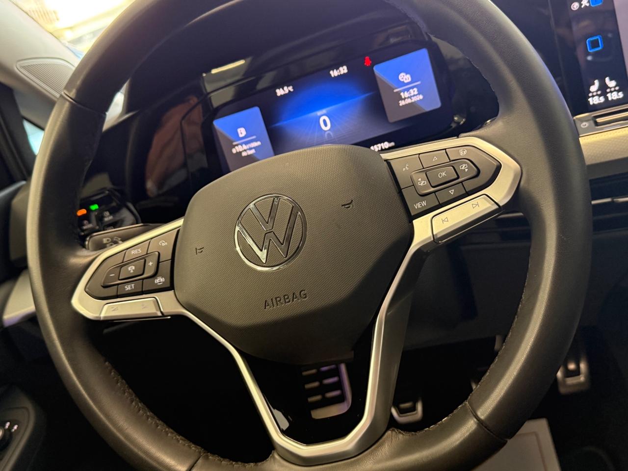 Volkswagen Golf 1.0 TSI EVO MOVE