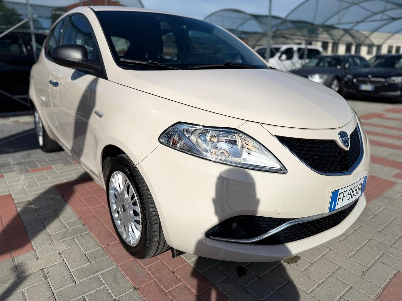 Lancia Ypsilon 1.2 69 CV UNICO PROPRIEARIO