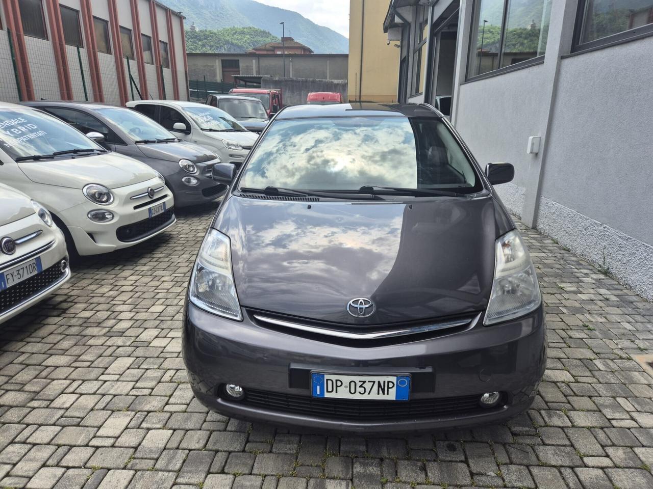 Toyota Prius 1.5i 16V IBRIDA AUTOMATICA 89000KM!!!
