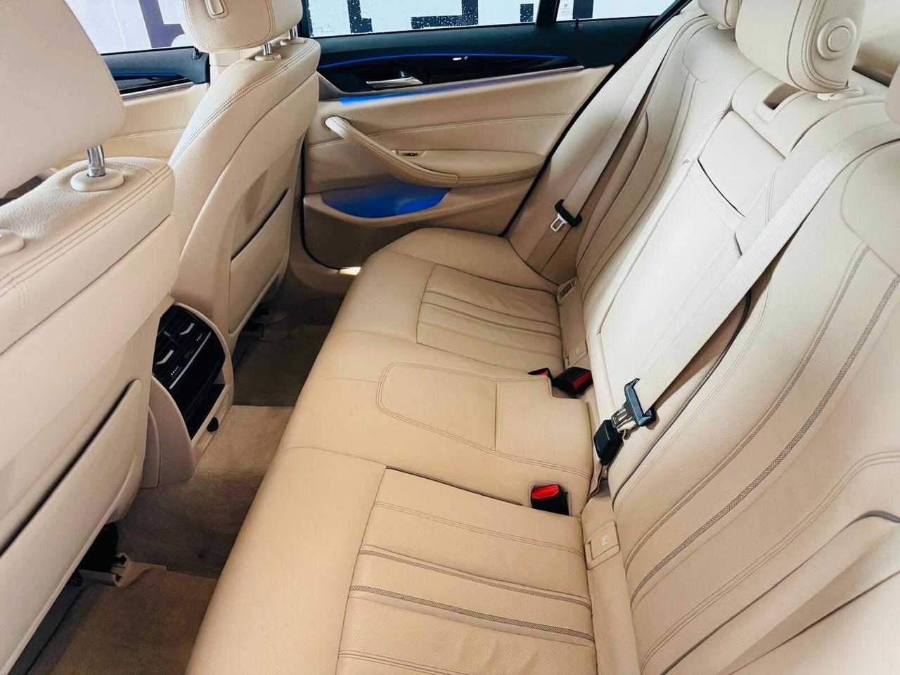 Bmw 520 520d xDrive Luxury