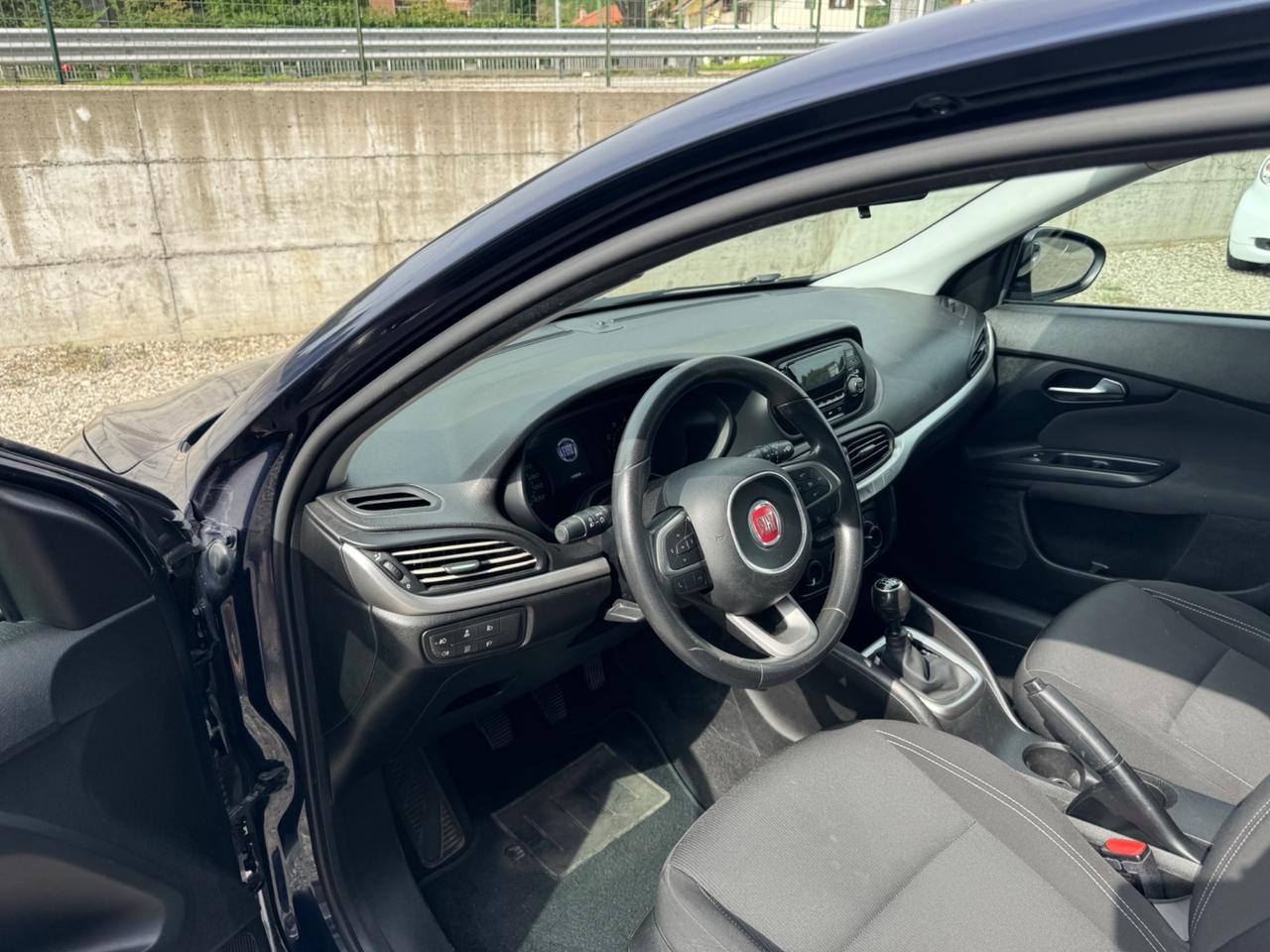 Fiat Tipo 1.4 5 porte Easy con gpl