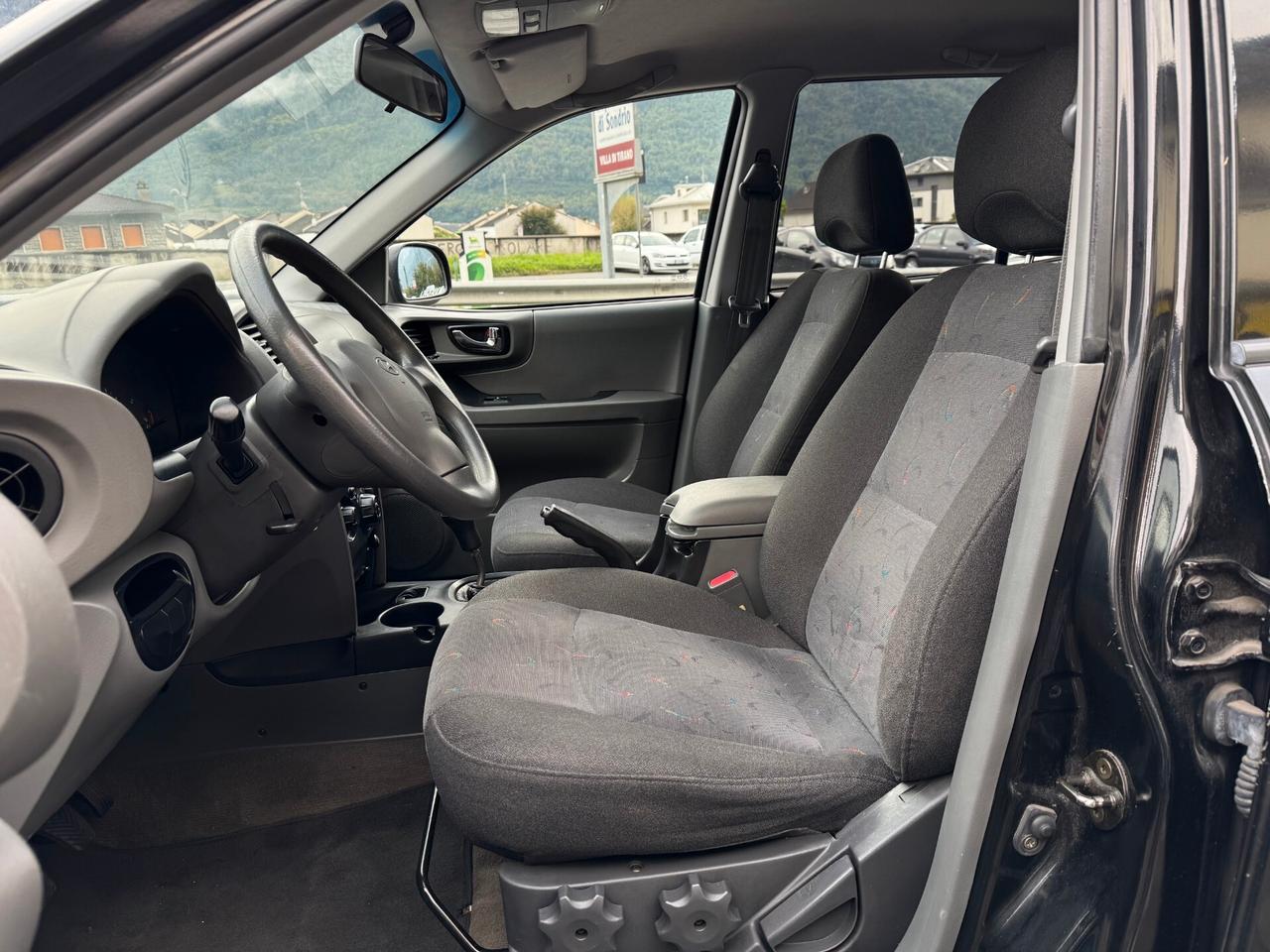 HYUNDAI SANTA FE 2.4cc 145CV 4WD BENZINA