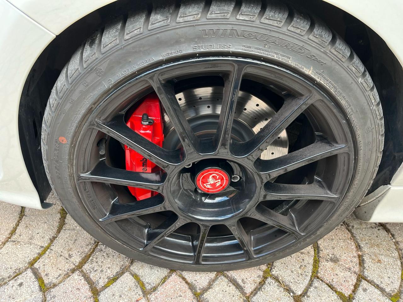 Abarth 595 1.4 Turbo T-Jet 180cv Esseesse Monza Performance