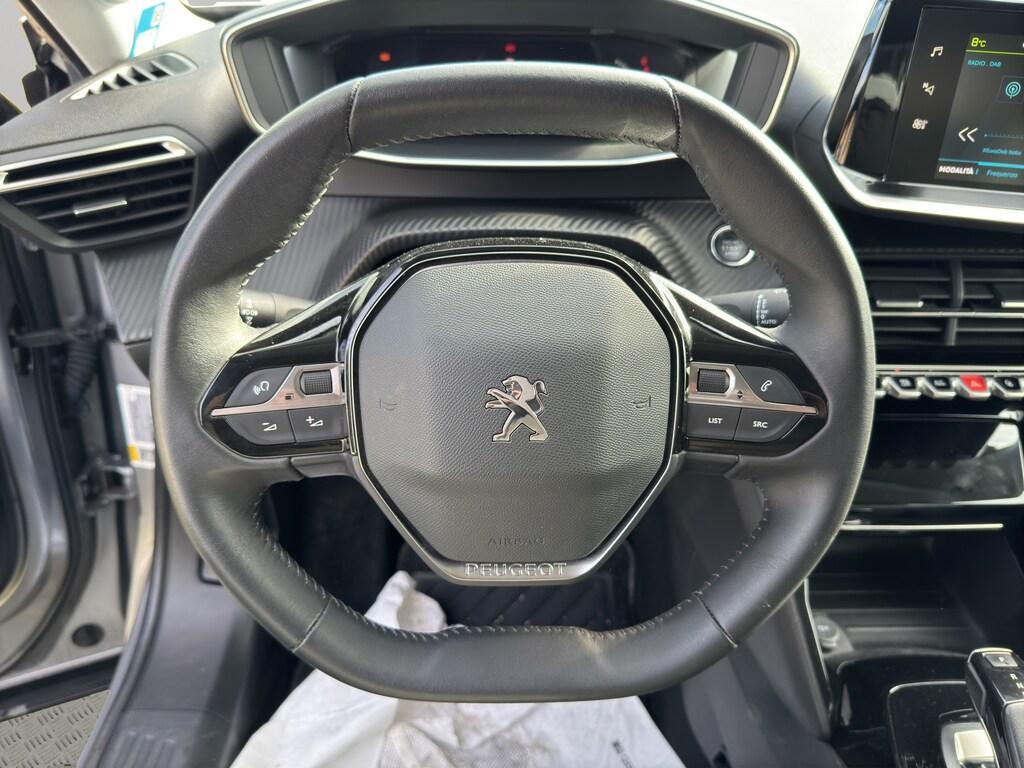 Peugeot e-2008 Allure Pack
