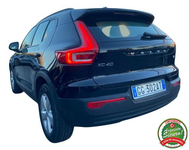 VOLVO XC40 T2 Geartronic Momentum Pro Automatico