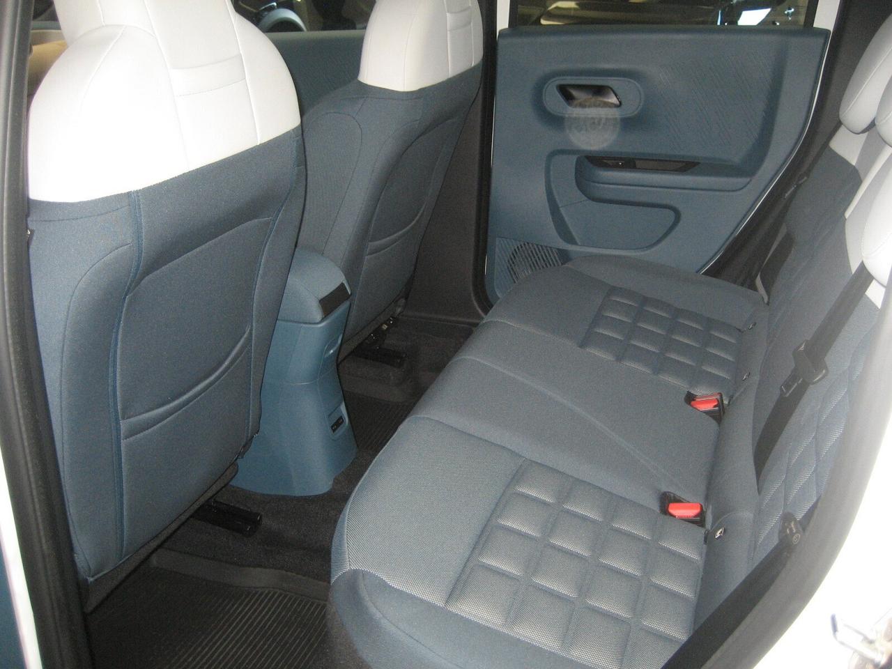 Fiat Grande Panda 1.2 Hybrid 110 CV S&S La Prima