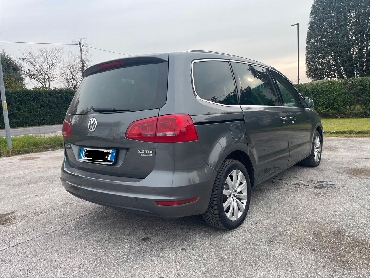 7 POSTI Volkswagen Sharan 2.0 TDI DSG Highline BlueMotion Technology