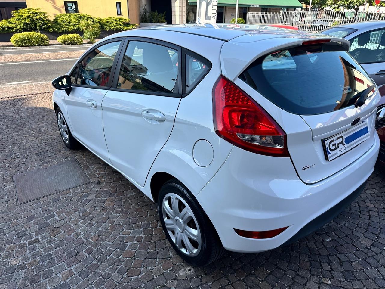 Ford Fiesta 1.2Bz 60CV 5p - Neopatentati