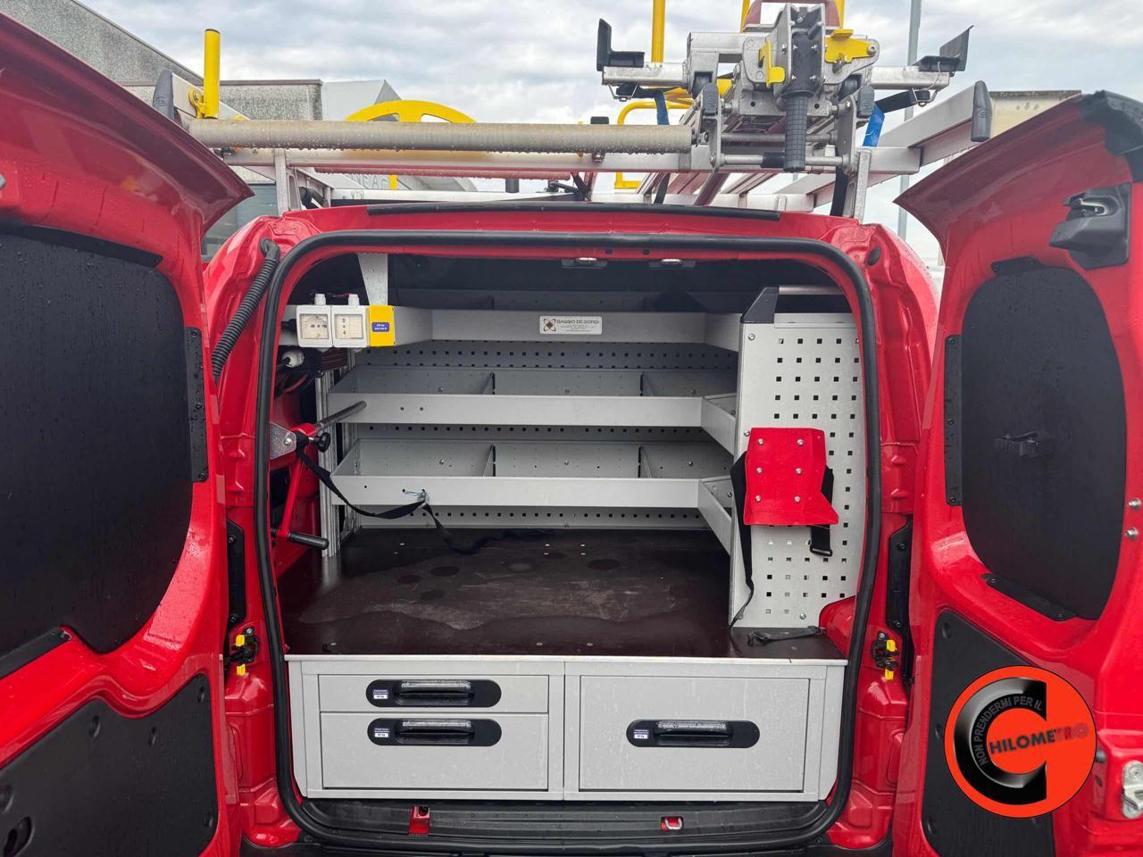 Fiat Fiorino 1.3 MJT 95CV-OFFICINA MOBILE EX TELECOM-E6B-