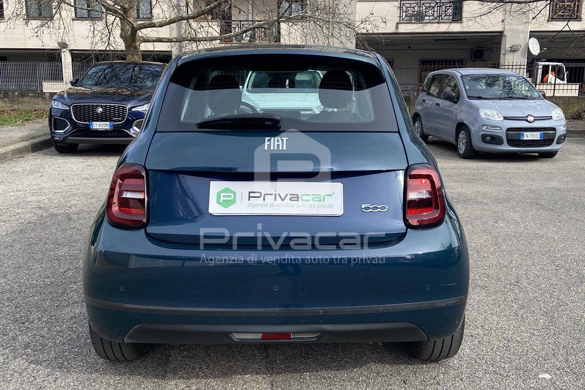 FIAT 500e 3+1 42 kWh Icon
