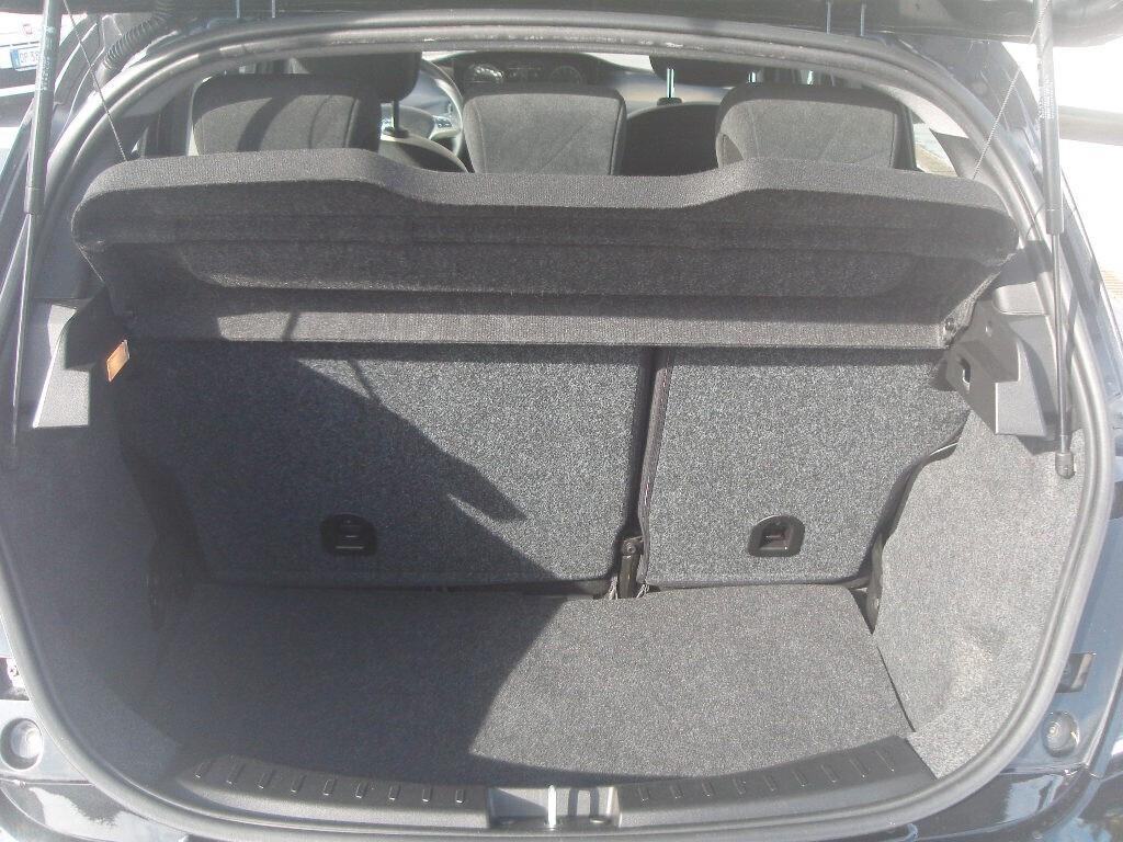 Lancia Ypsilon 1.2 69 CV Gold - 2016