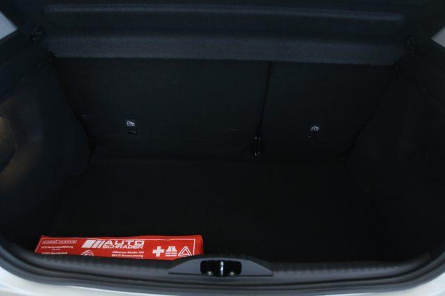 CITROEN C3 BlueHDi 100 S&S Feel NEOPATENTATI FARI DIURNI LED