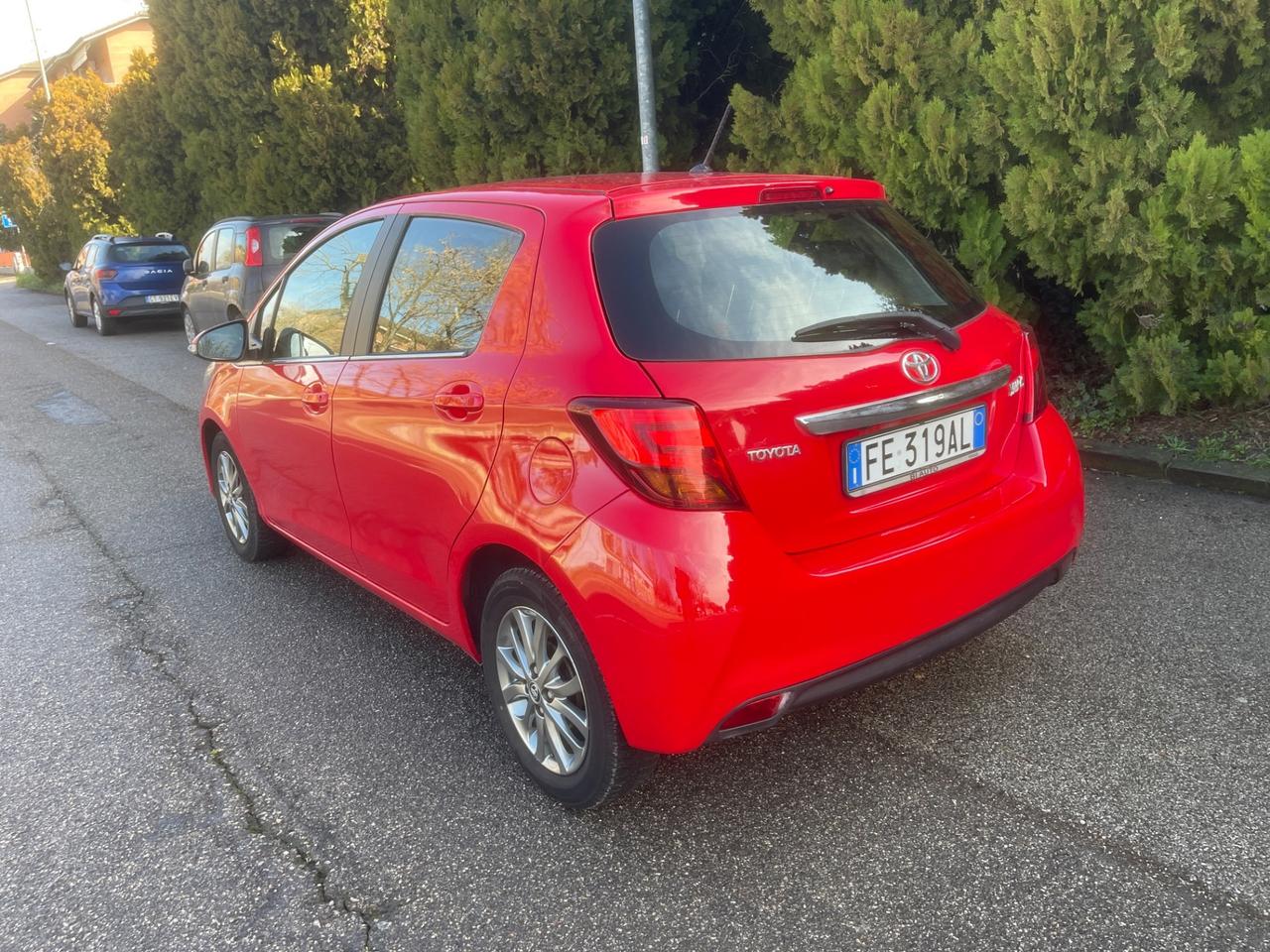 Toyota Yaris 1.0 5 porte Lounge