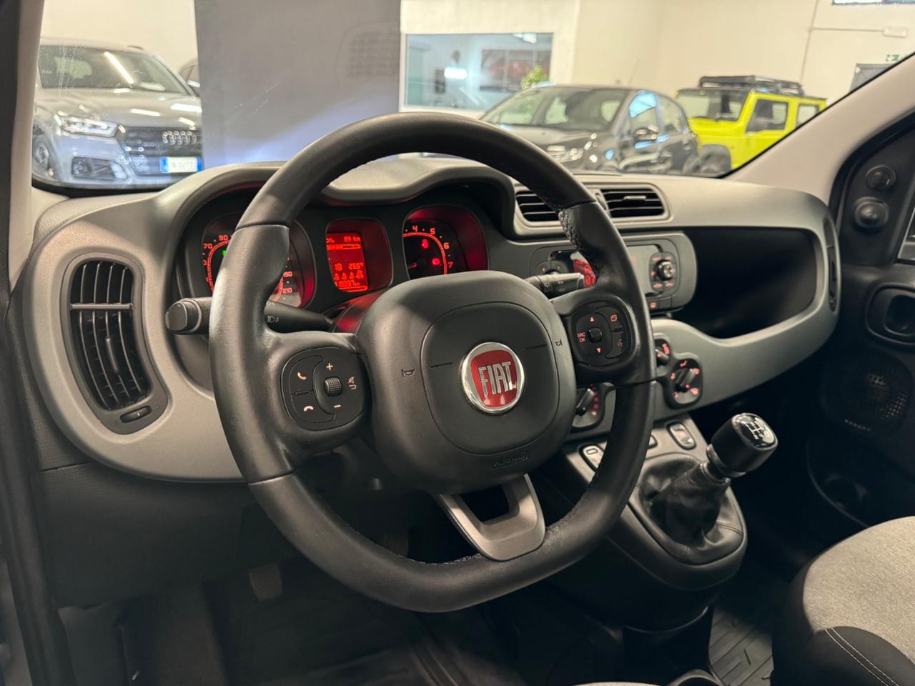 Fiat Panda 1.2 Lounge DISTRIBUZIONE NUOVA!!