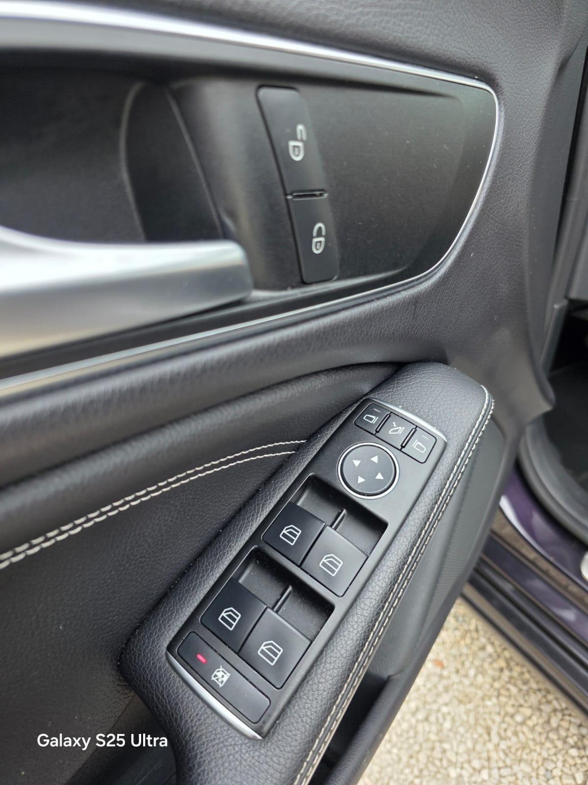 Mercedes CLA 200 CDI S.W. Automatic Premium Dark Night