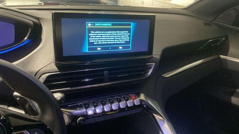 Peugeot 3008 3008 Hybrid 225 e-EAT8 Active Pack