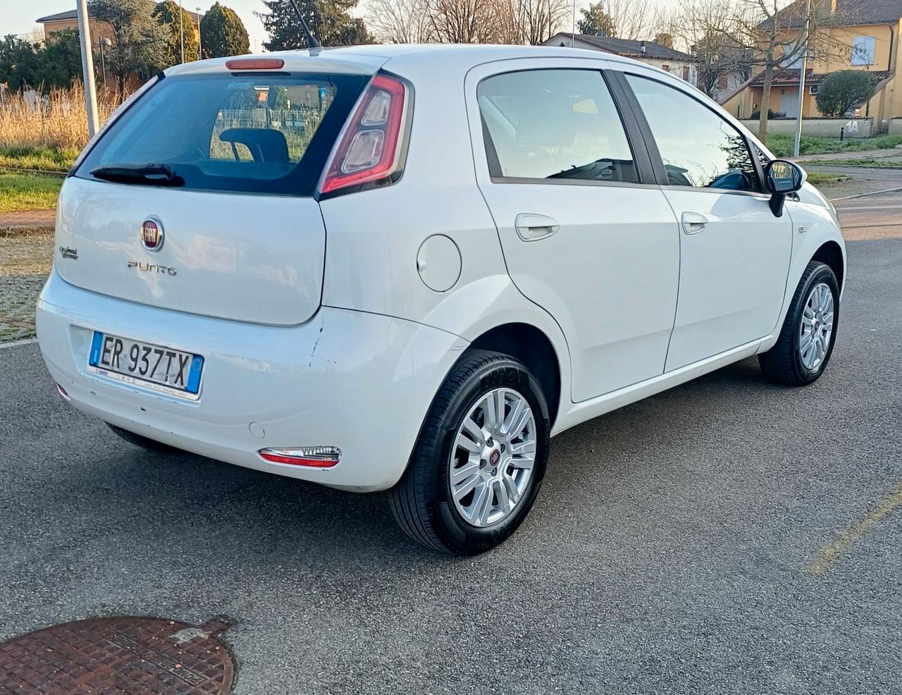 Fiat Punto 1.4 8V 5 porte Natural Power Lounge