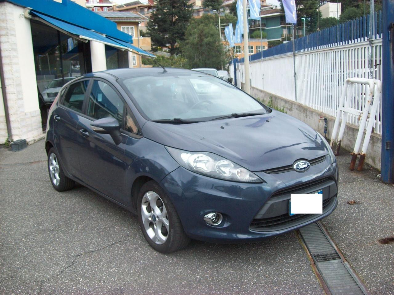 Ford Fiesta 1.4 5 porte Bz.- GPL Titanium