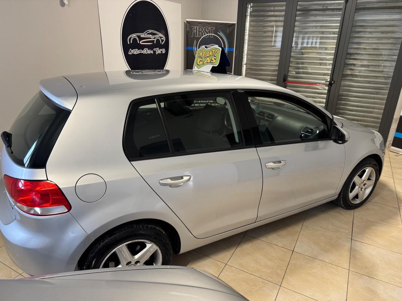 Volkswagen Golf 1.6 5p. Trendline BiFuel