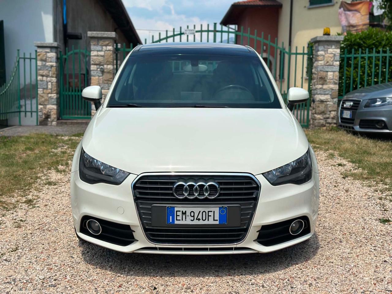 Audi A1 1.6 TDI TETTO KMCERT GARANZ UNICOPR