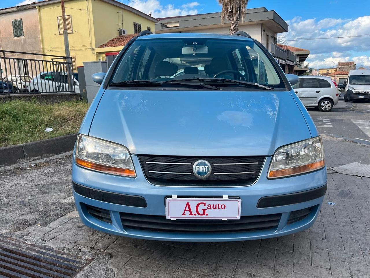 Fiat Idea 1.4 16V Emotion