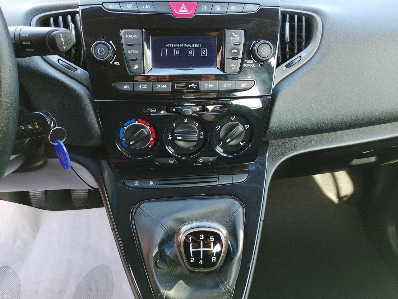 Lancia Ypsilon 1.2 Gold Gpl 69cv