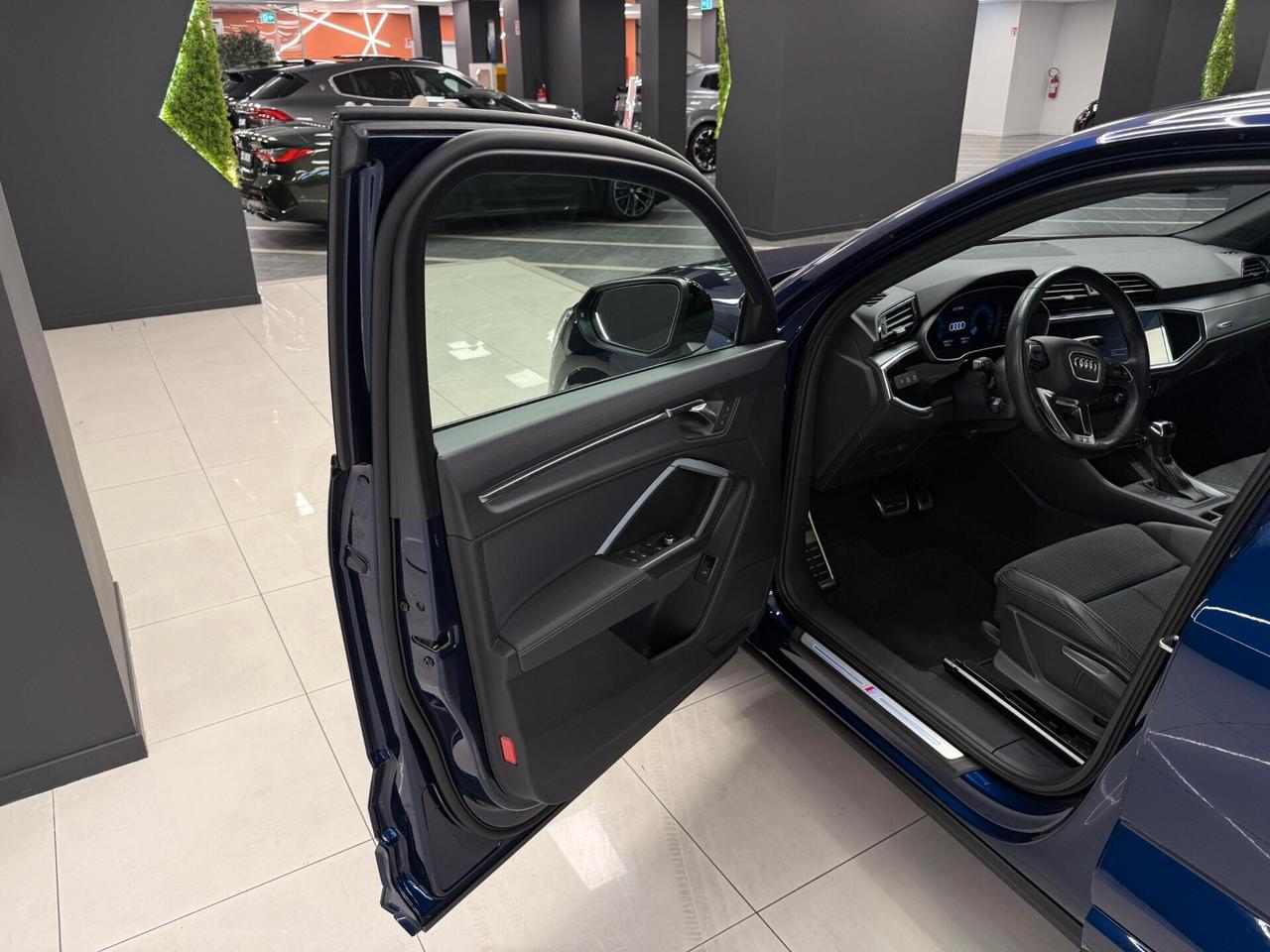 Audi Q3 SPB 35 TDI S tronic line edition