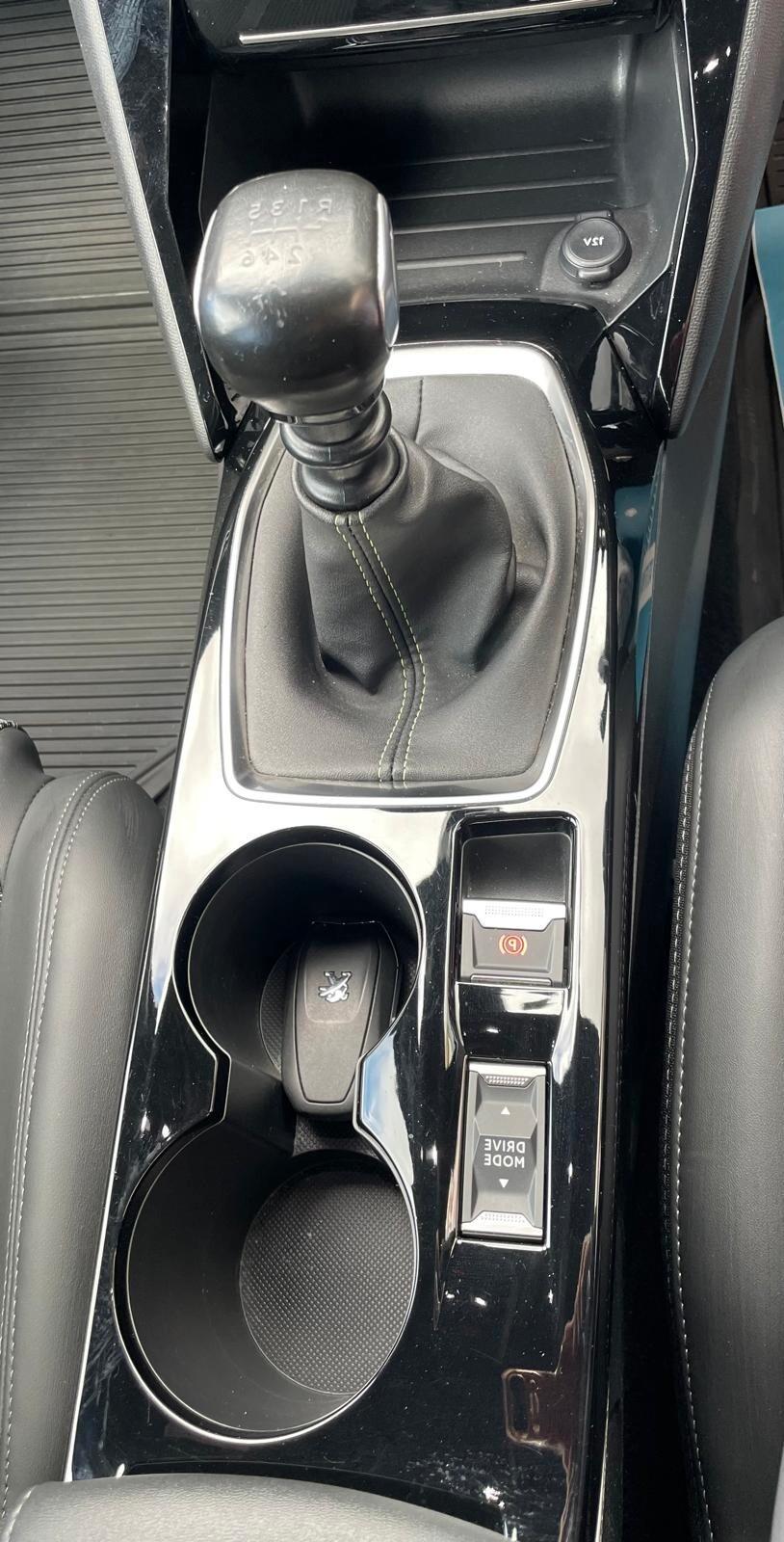 Peugeot 2008 BlueHDi GT Line Tetto