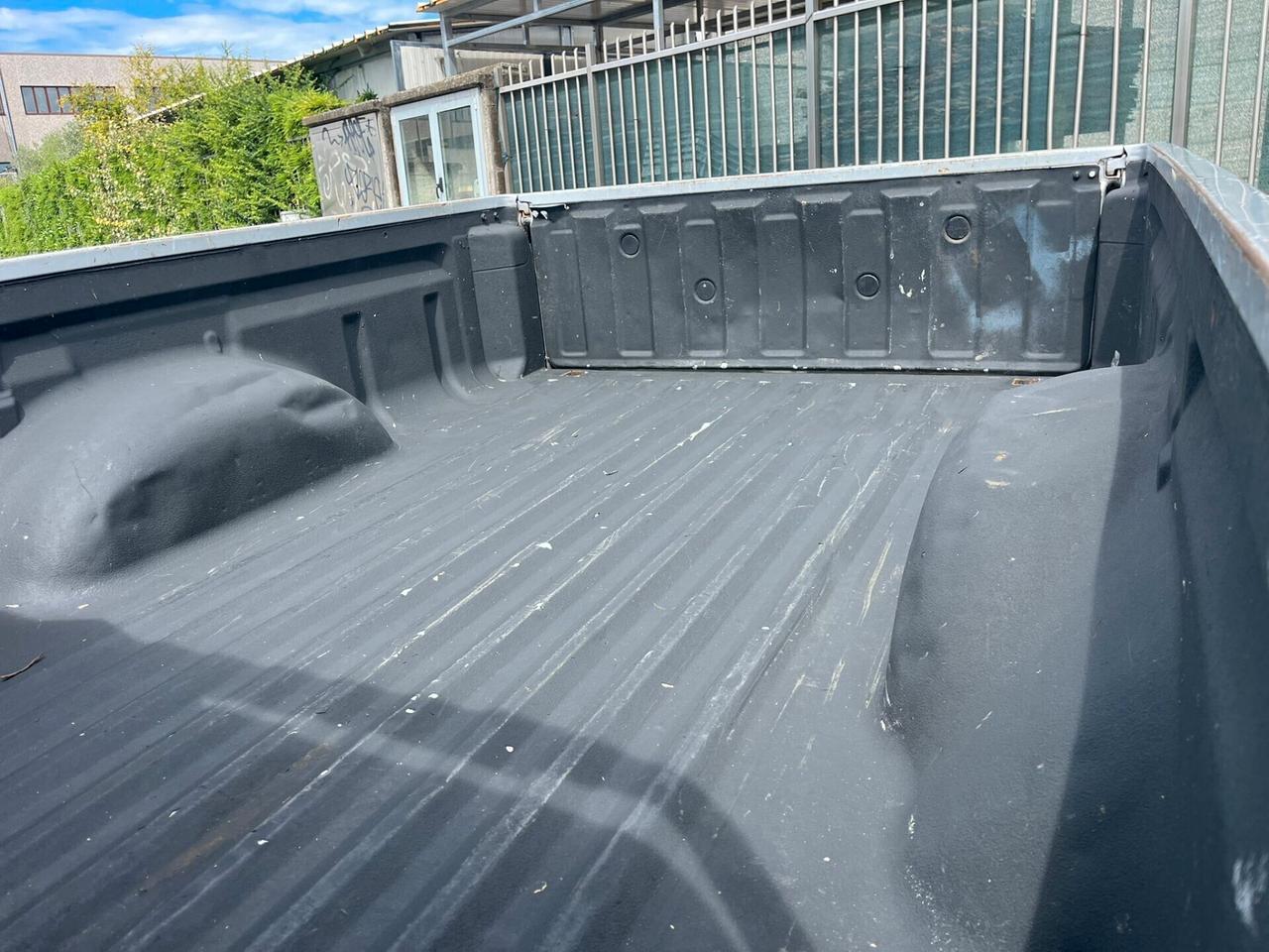 FUORISTRADA BENZ. / GPL 4X4 CASSONE LUNGO