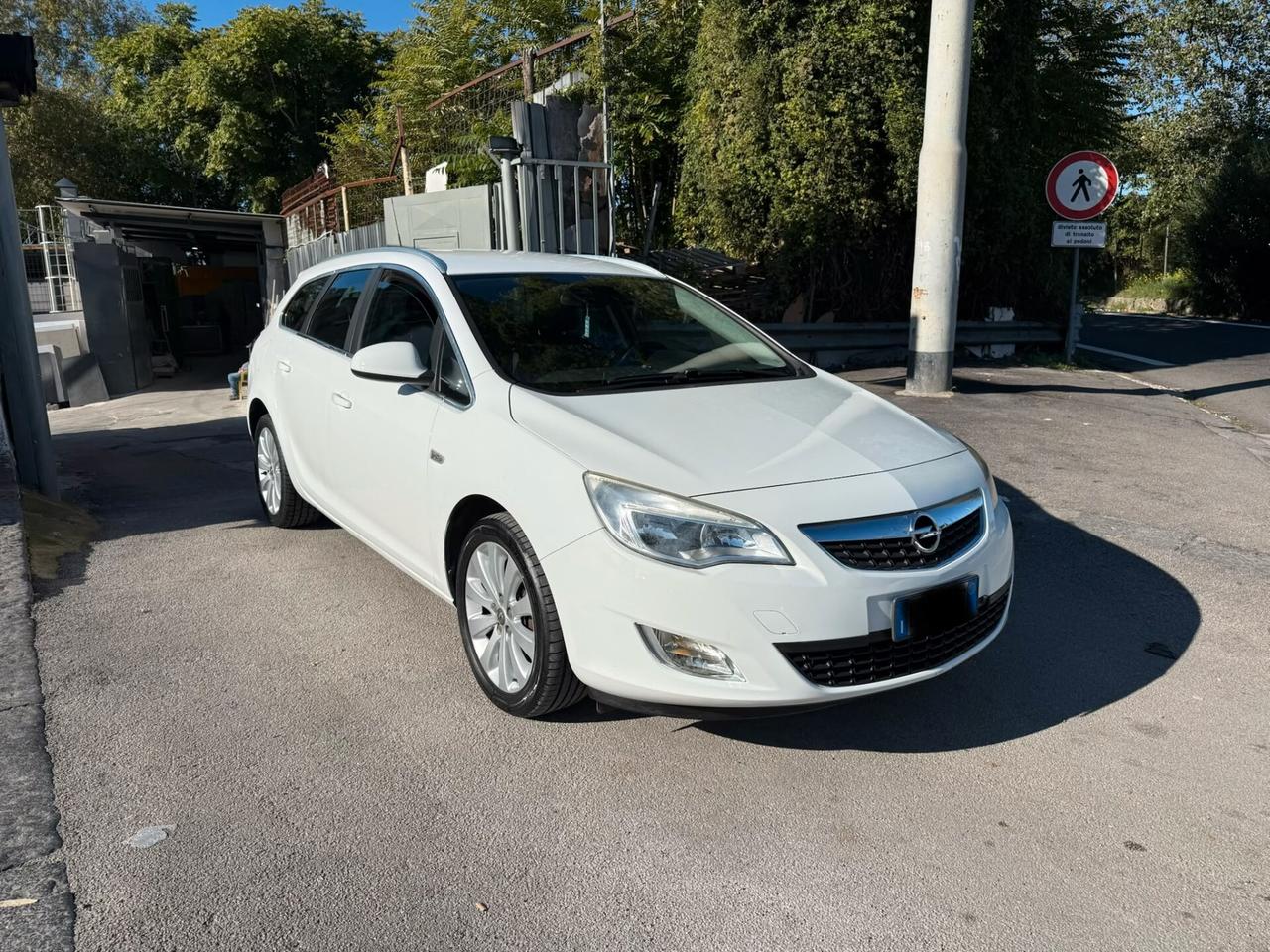 Opel Astra 1.4 Turbo 140CV GPL Cosmo