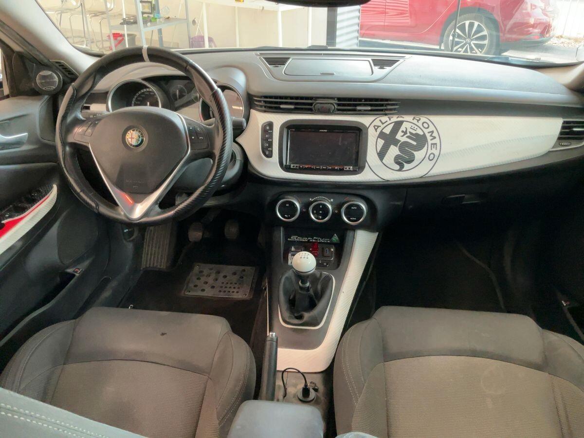 Alfa Romeo Giulietta 1.6 JTDm-2 120 CV Distinctive