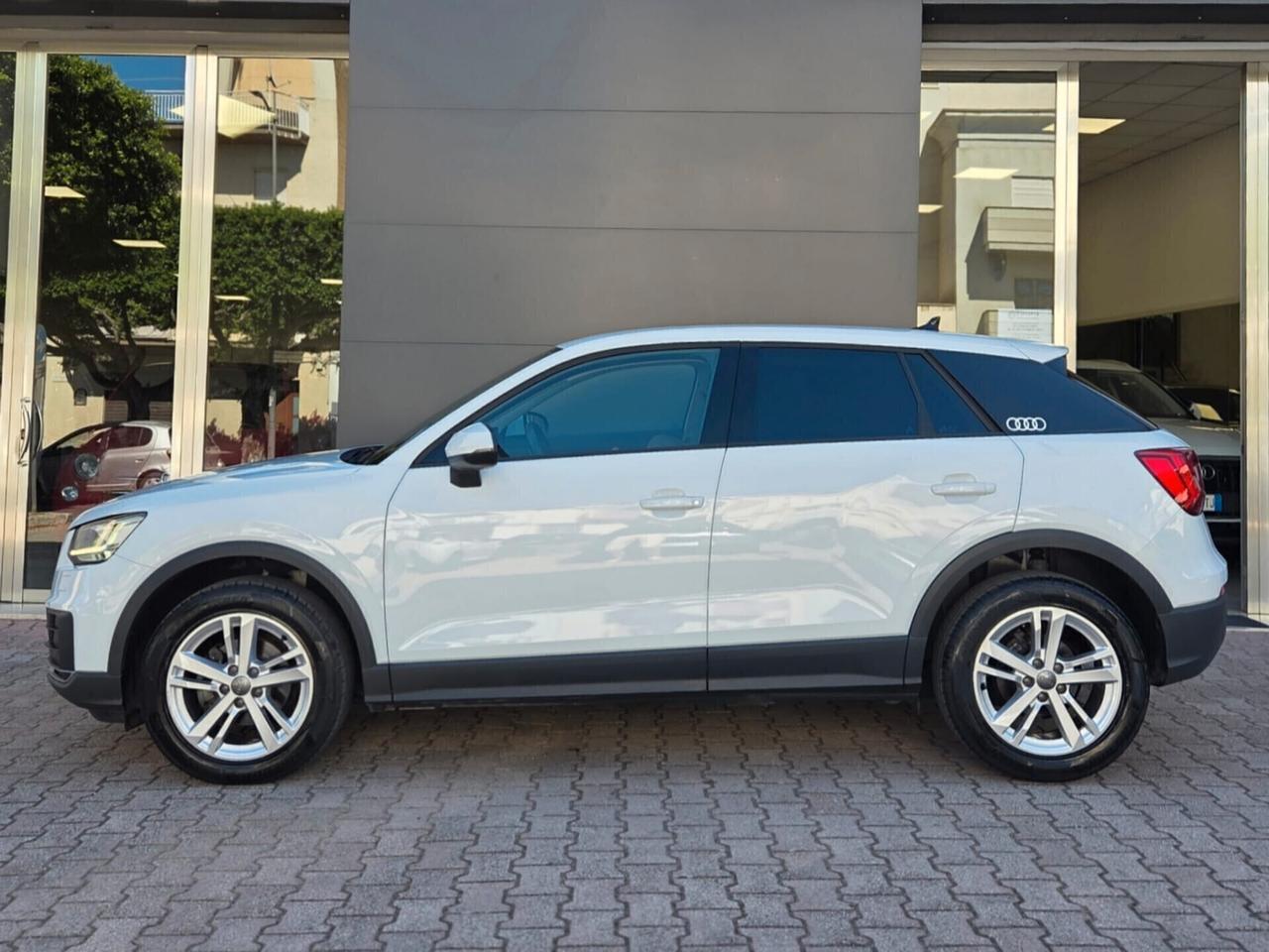 Audi Q2 30 TDI S tronic Business