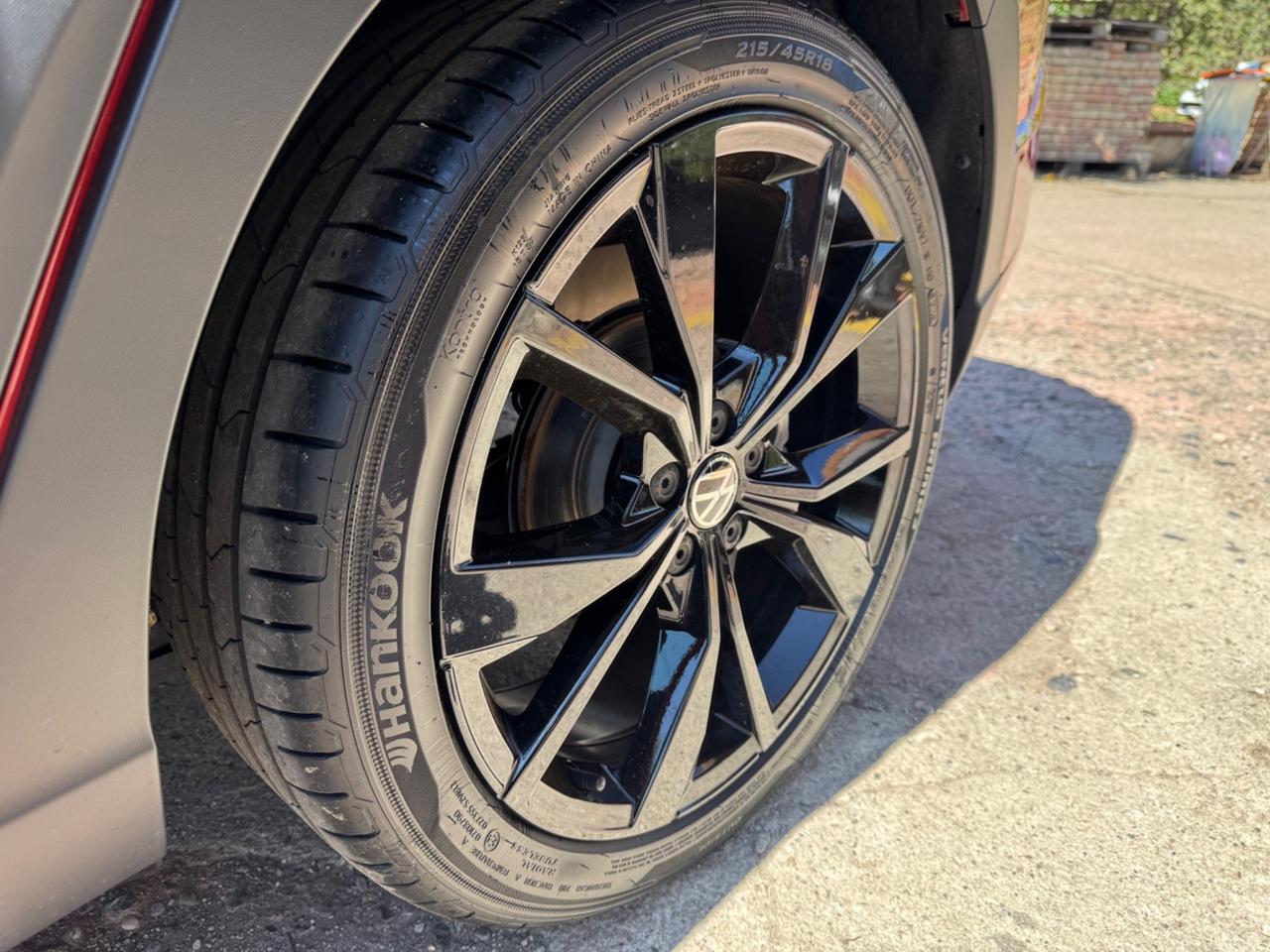 Volkswagen Taigo 1.0 TSI 110 CV R-Line NEOPATENTATI