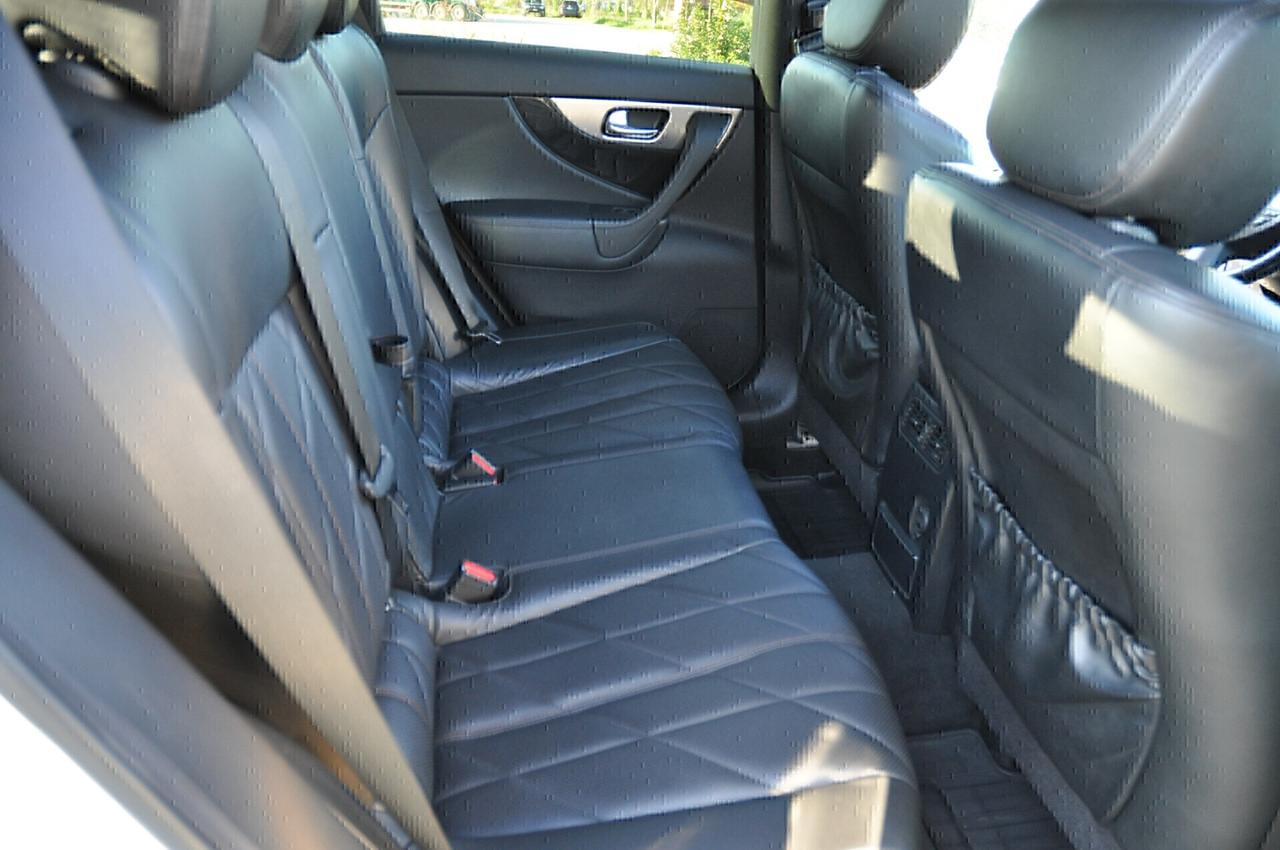 Infiniti FX 30d S Premium