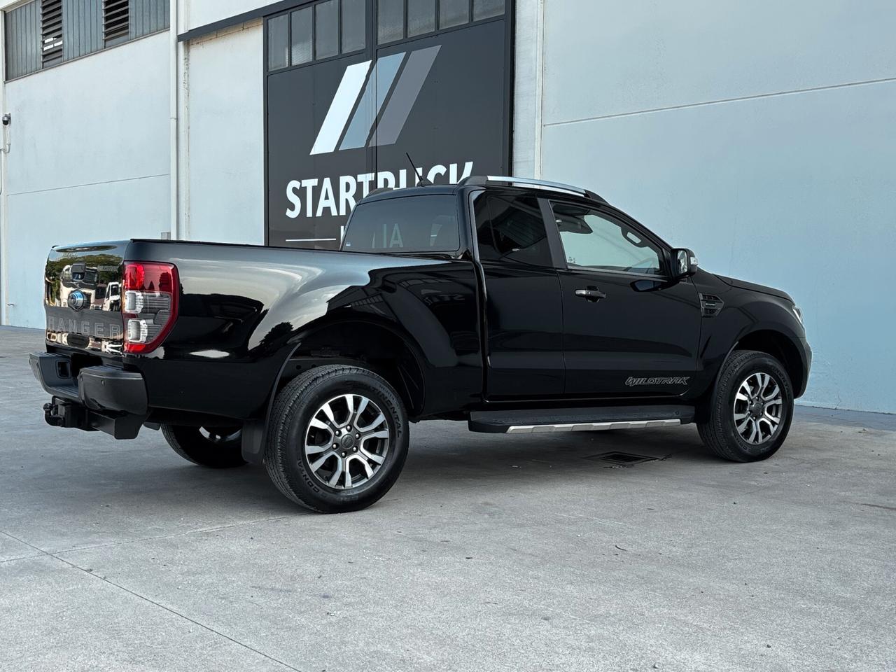 Wildtrak Supercab + Cassone lungo 213cv - Gancio - Prezzo + IVA