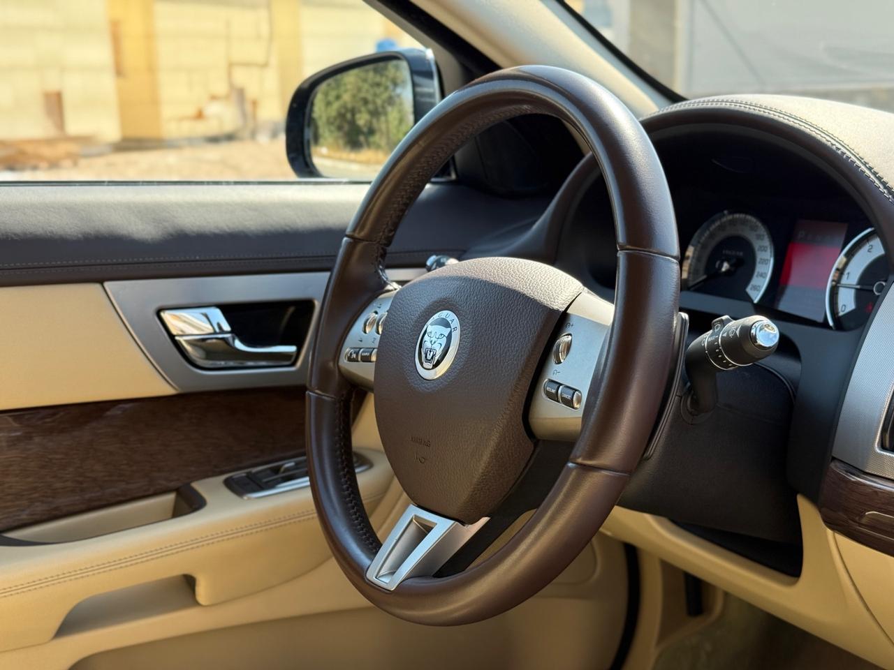 Jaguar XF 3.0 DS V6 Premium Luxury