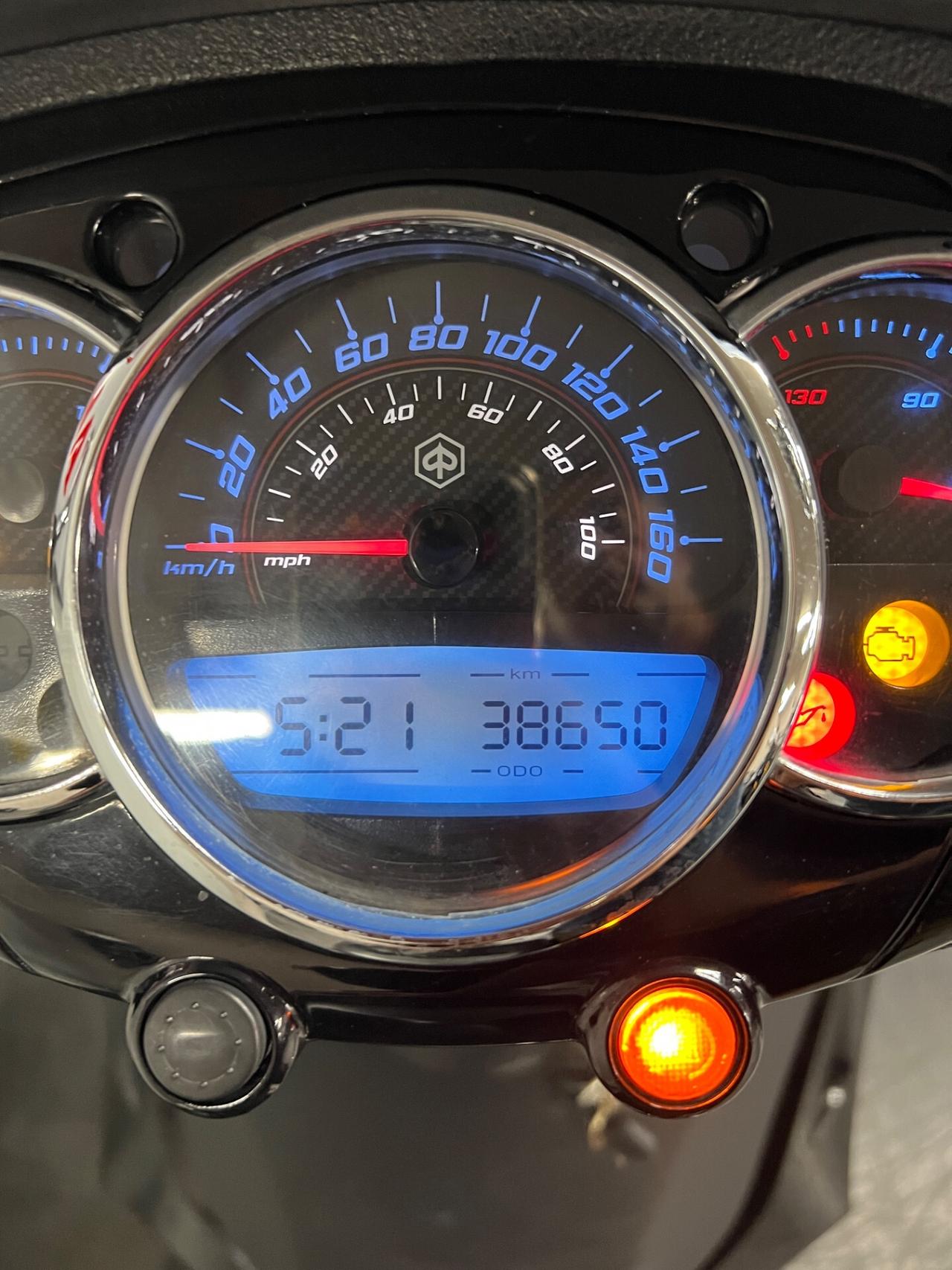 Piaggio Beverly 350 Police