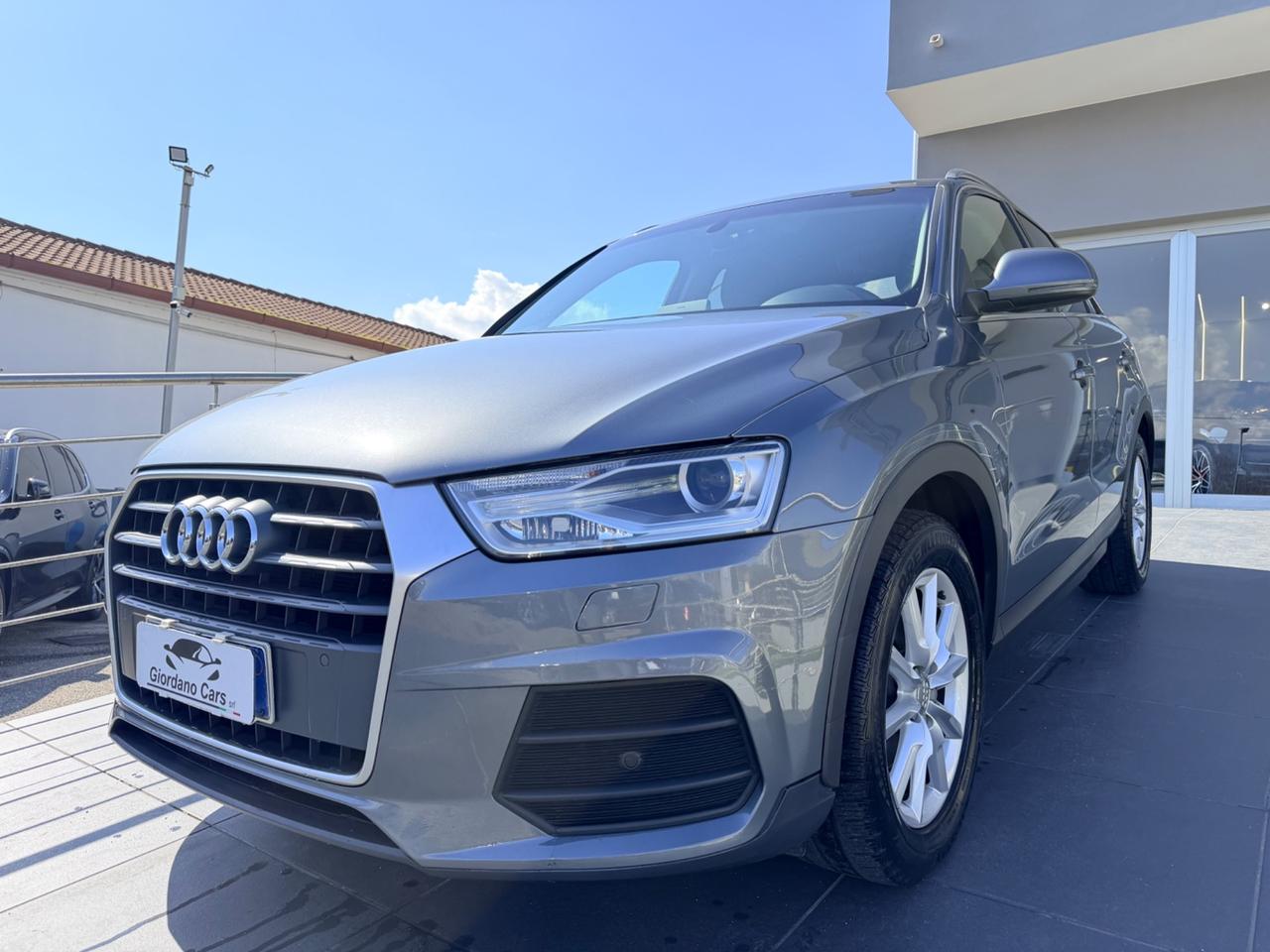 Audi Q3 2.0 TDI 120CV S tronic Sport in garanzia