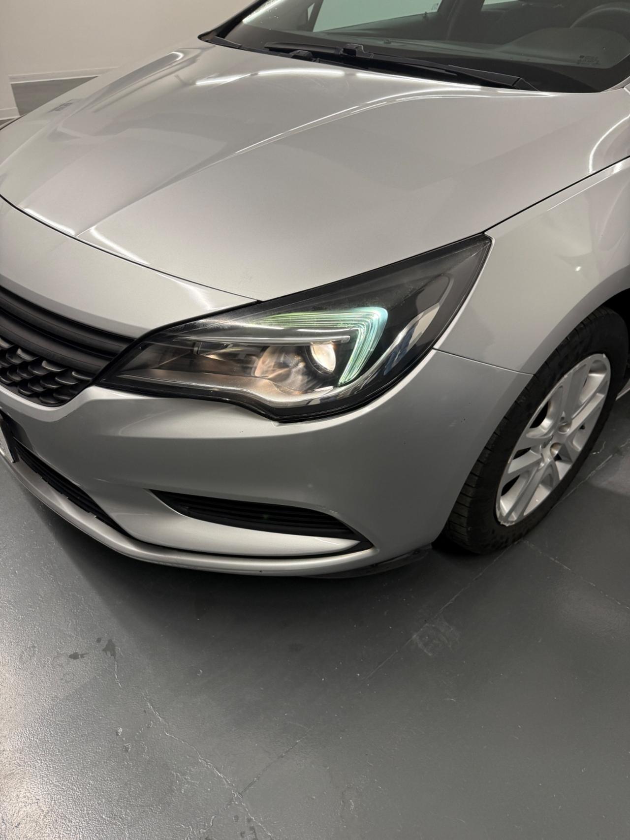 Opel Astra 1.4 Turbo 140CV 4 porte Elective