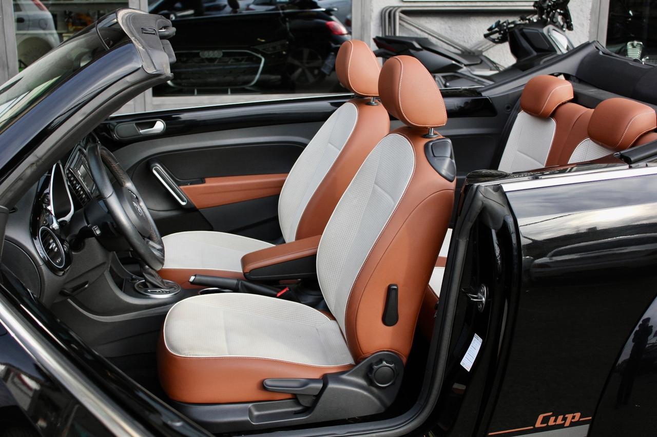 Volkswagen Maggiolino DSG CUP CABRIO 1.2 TSI BIXENON NAVY SEDILI RISC.