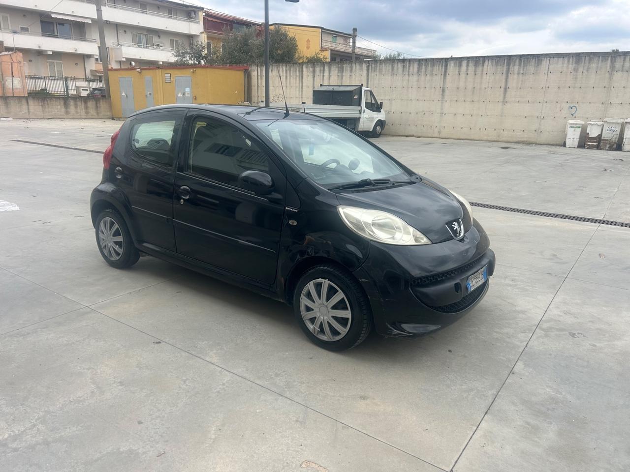 Peugeot 107 1.0 68CV 5p. Sweet Years