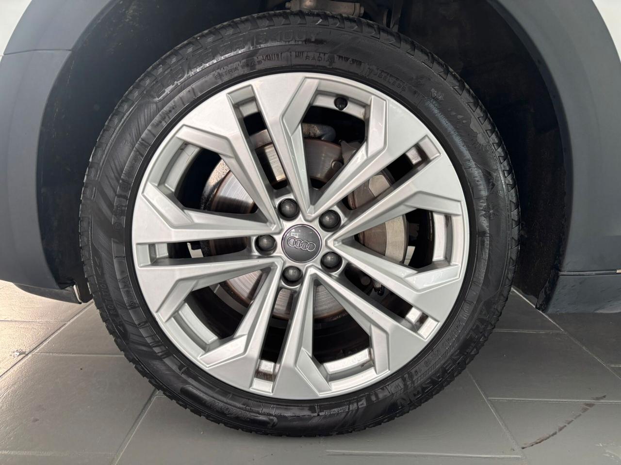 Audi A4 allroad 40 TDI 190 CV S tronic Identity Contrast