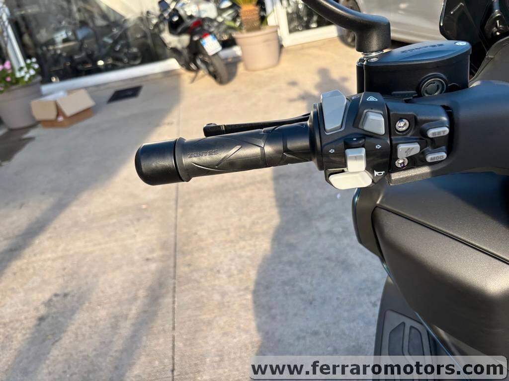 Zontes ZT 125 D Nuovo pronto consegna 2025/Km 0 Vieni da noi a scoprirla