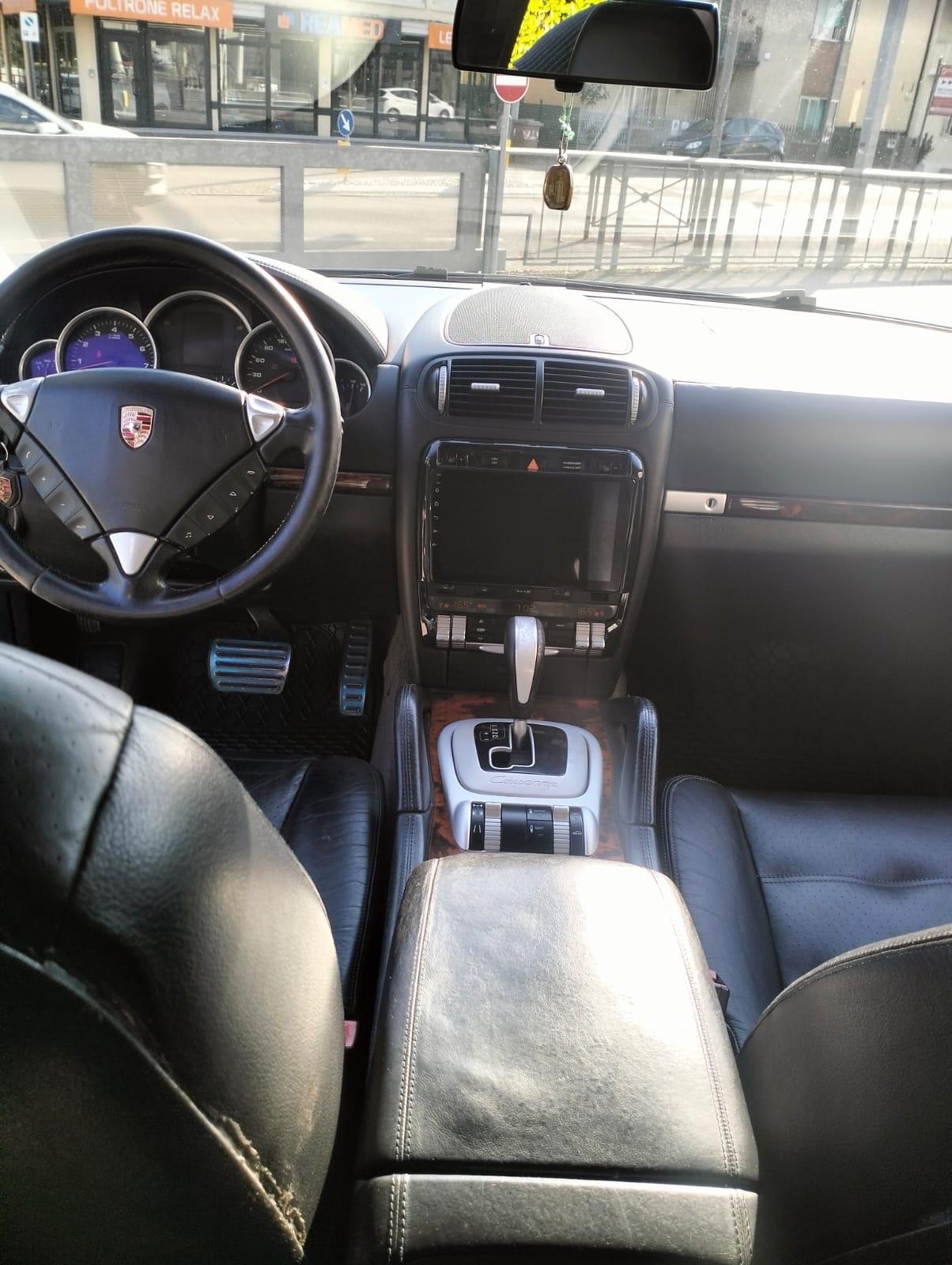 Porsche Cayenne 4.5 cat S