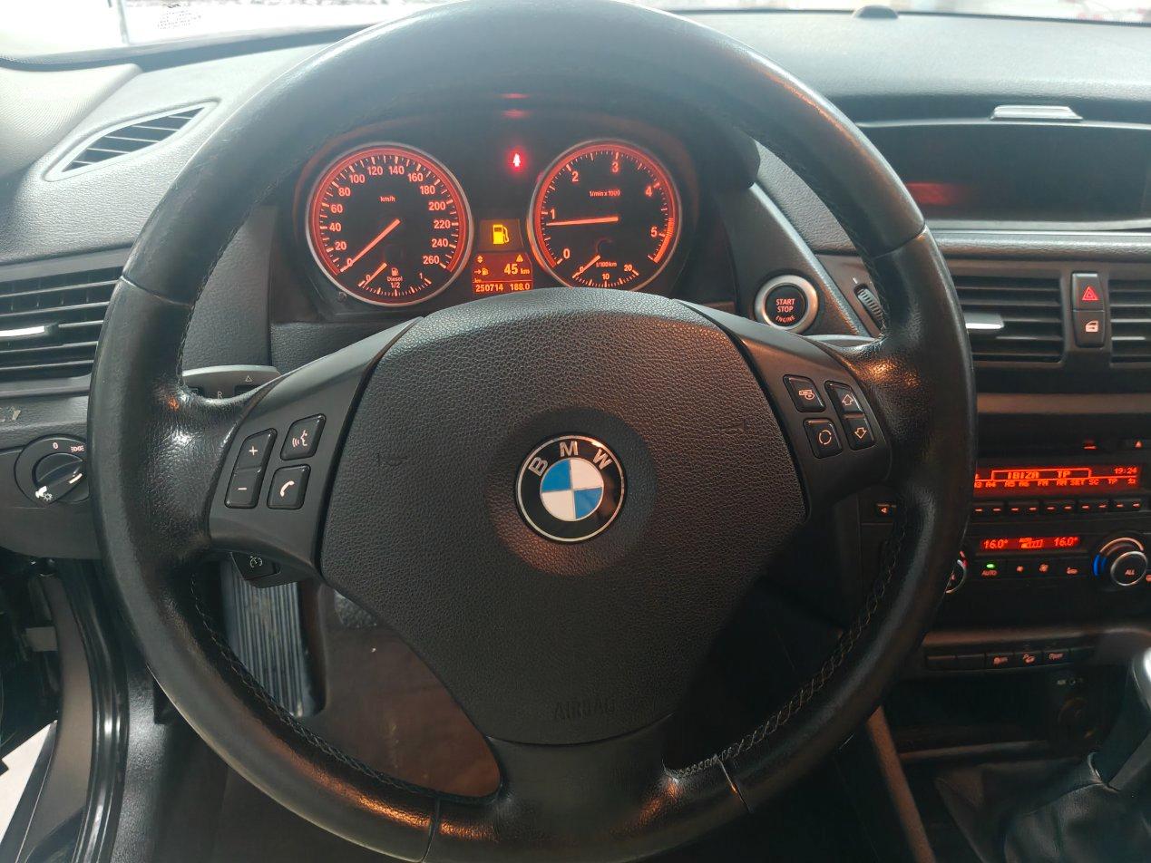 BMW X1 xdrive20d Attiva