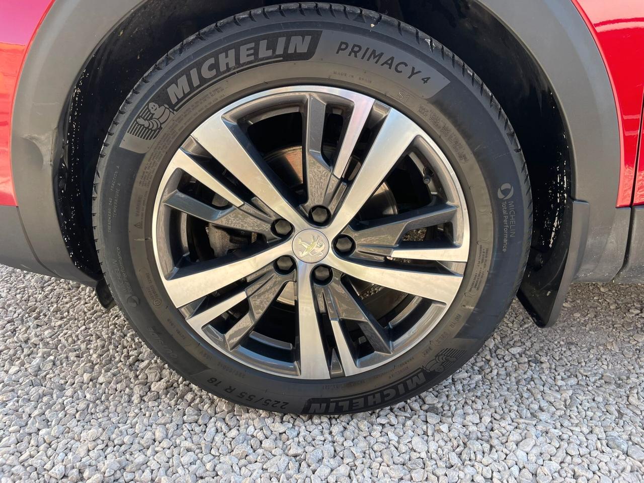 Peugeot 3008 BlueHDi 130 S&S EAT8 Allure